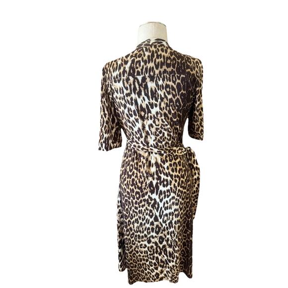 Tahari Wrap Small Dress Woman Brown Leopard Print 3/4 Sleeve V-Neck Tie Waist - Picture 5 of 9